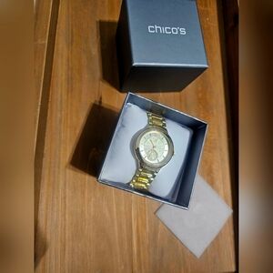 New in box CHICO'S